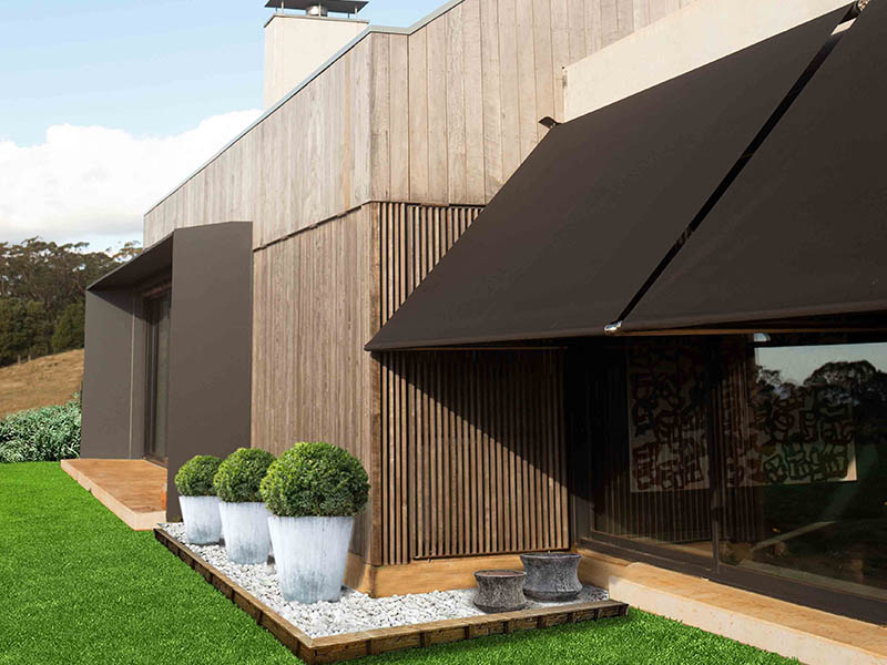 Retractable_awnings_aalta_drop_arm_custom_made